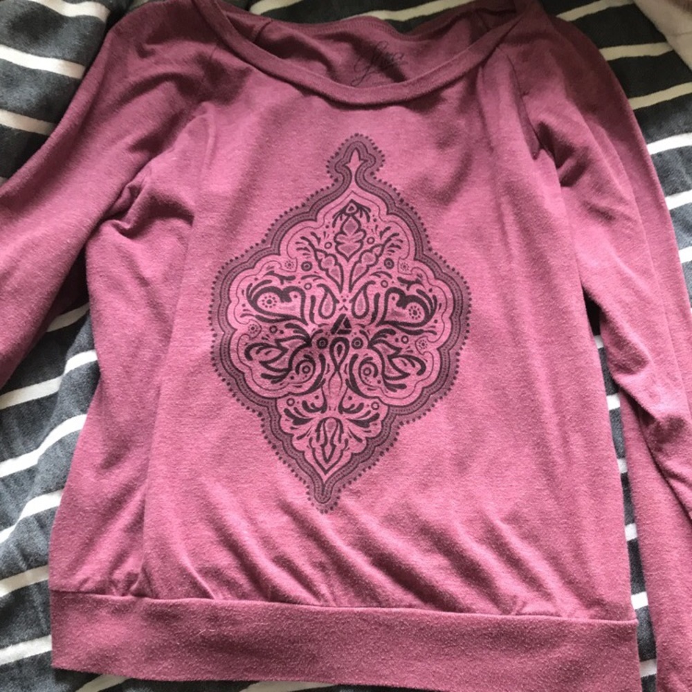 Maroon long sleeve shirt
